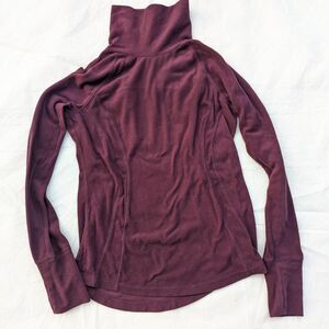 Tek-gear Women's small Burgundy pullover sweater